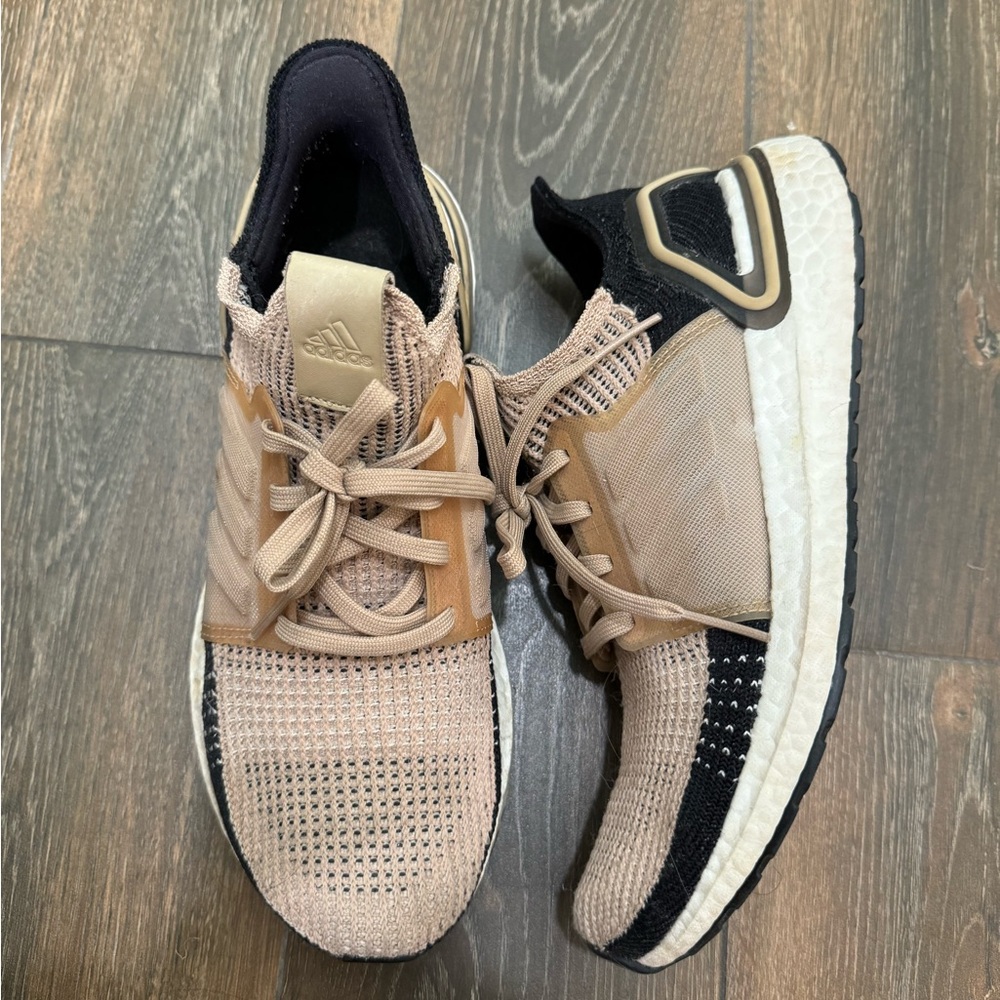 Adidas Women’s Ultraboost 19